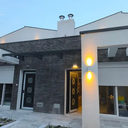 Βίλα Casa Domenica Luxury Σταυρός